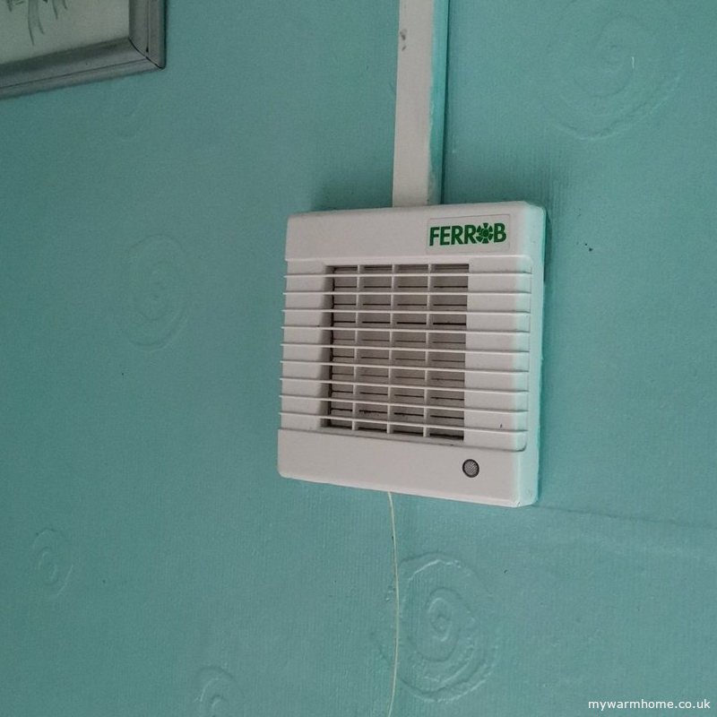 Older style intermittent extractor fan